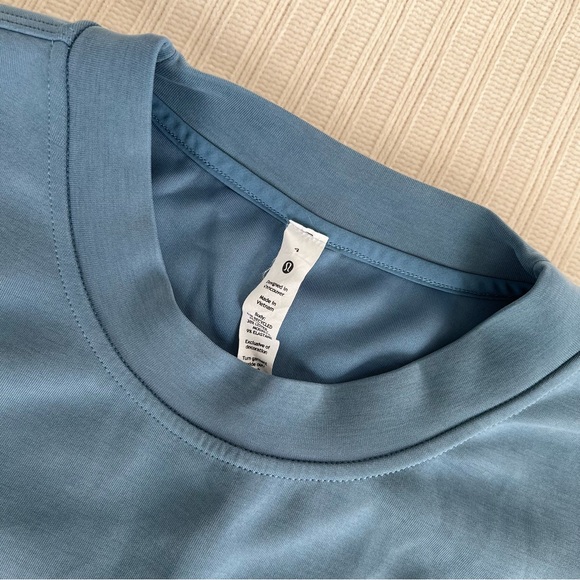 Lululemon Softstreme Sweatshirt - Blue - Picture 2 of 6